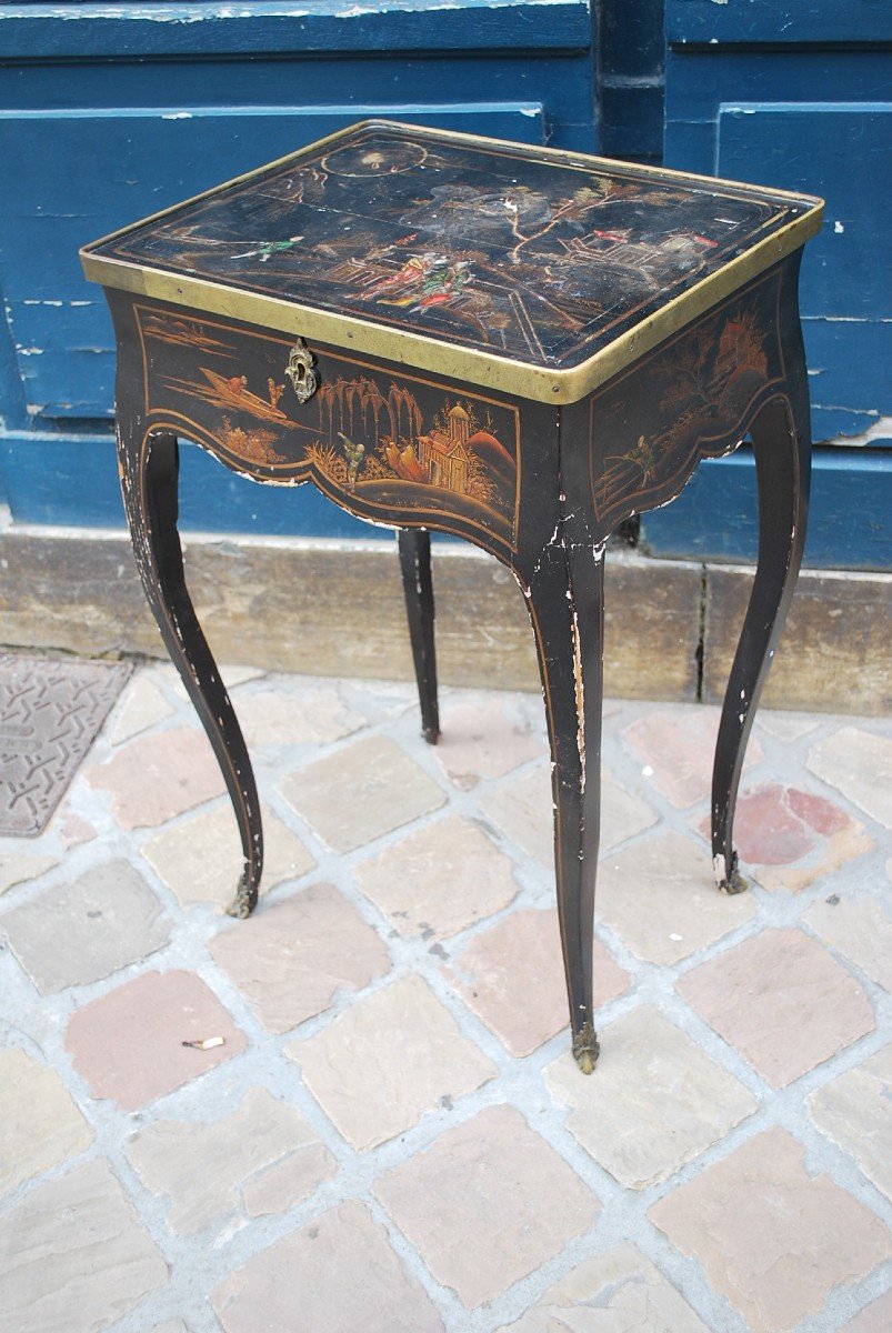 Small Louis XV Period Table, Chinese Decor XVIII