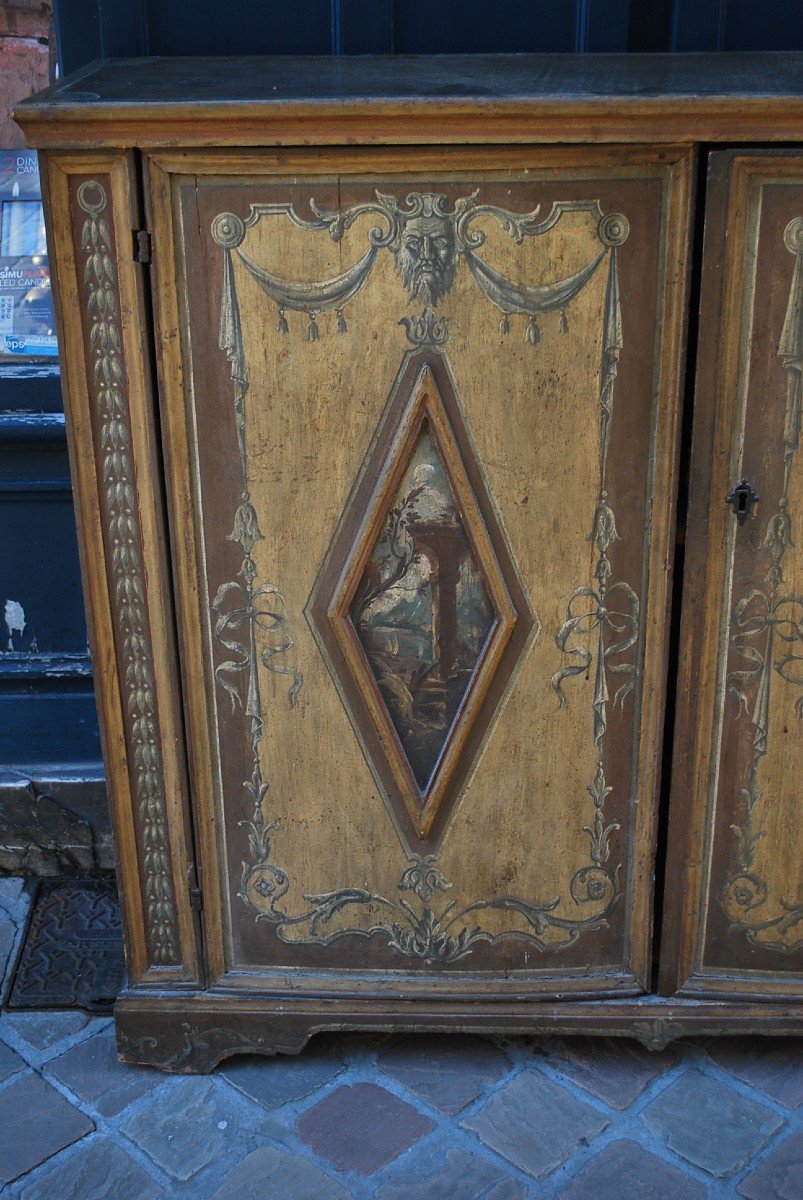 Toscane  Rare Meuble à Hauteur D Appui  Avec Ses Peintures D Origine XVIII-photo-3