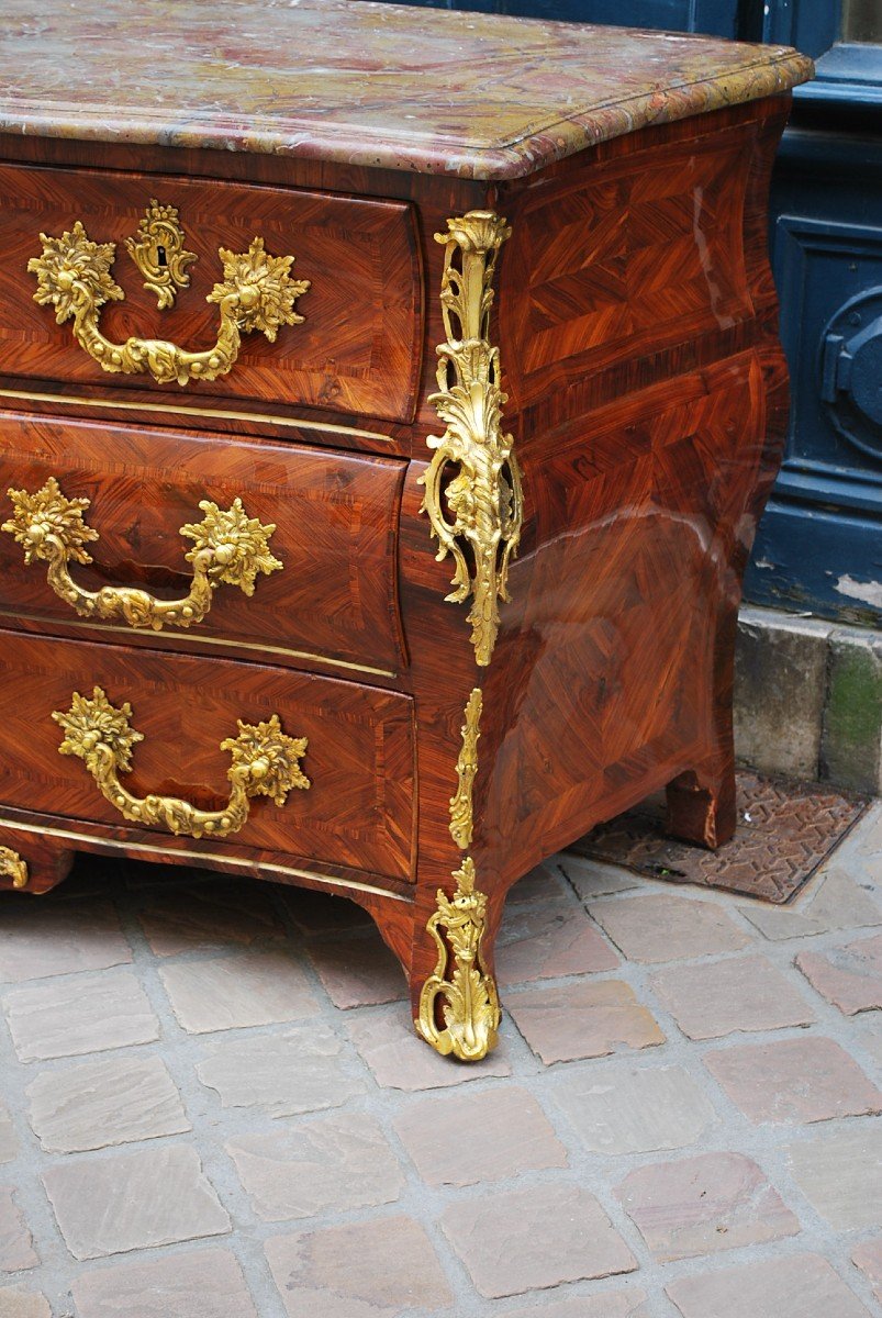 Commode Tombeau D époque Louis XV Début XVIII attribuée à Mondon-photo-3