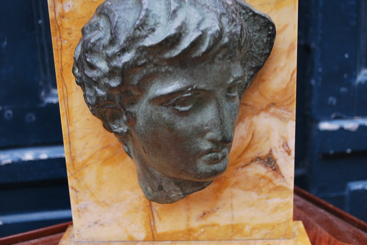 Profile After Antique In Bronze-photo-1