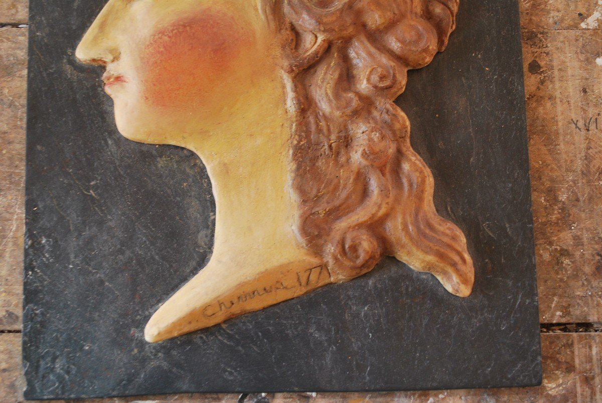Marie Antoinette Profile In Wax On Slate Late 18th Century-photo-1