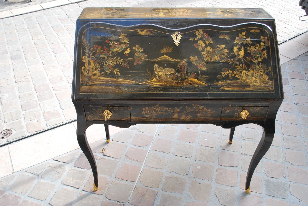 Rare Bureau De Pente D époque Louis XV En Vernis Martin   attribué à Foureau