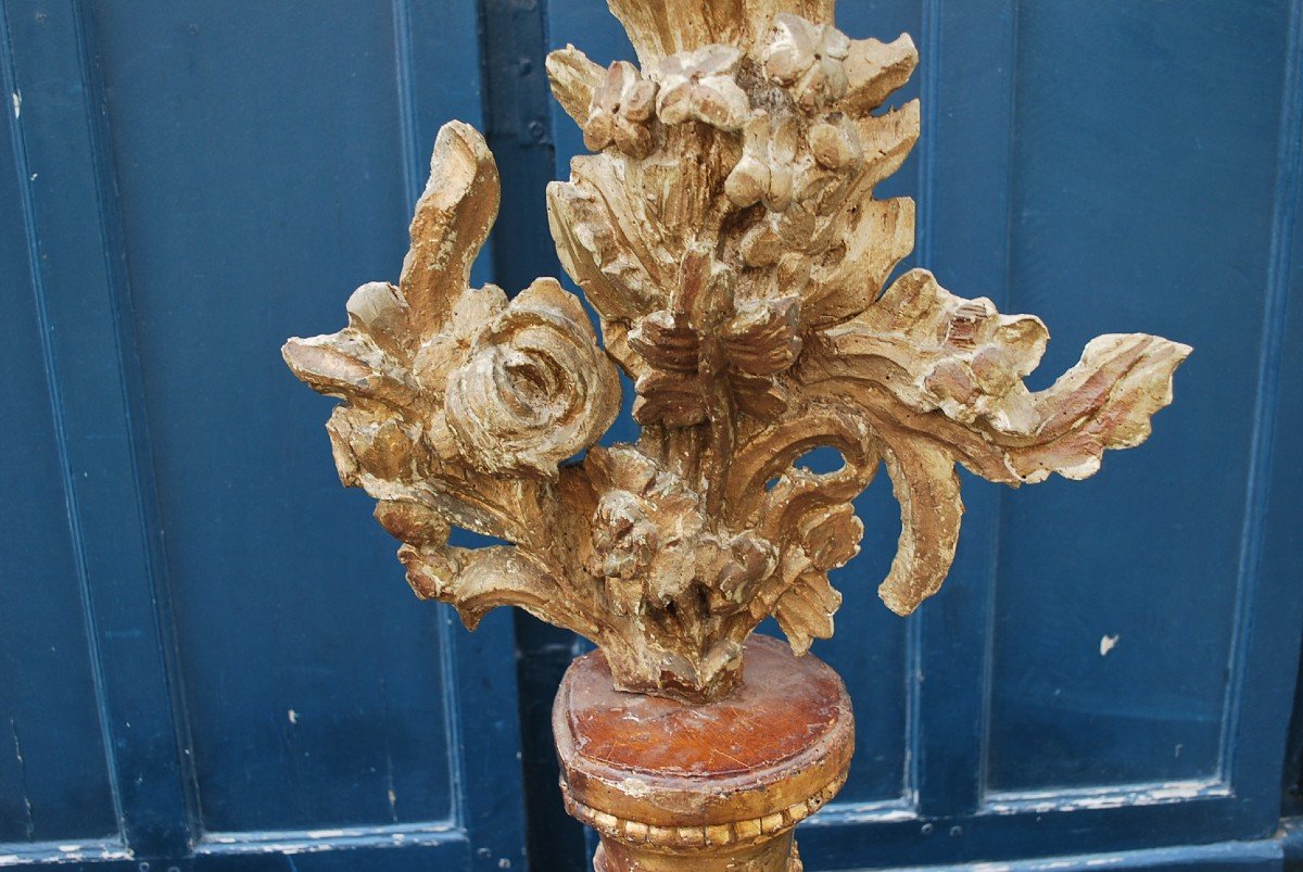 Vase In Carved Wood And Foliage Pattern XVIII-photo-1