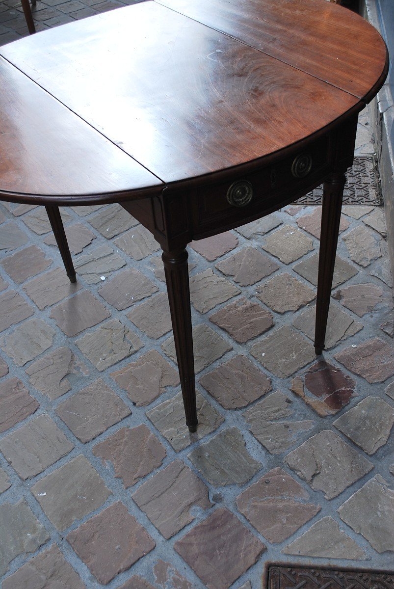 Table De Salon En Acajou Canabas , époque Louis XVI-photo-1