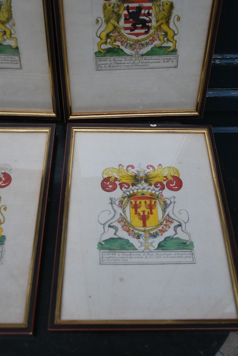 Suite De 4 Gravures Polychromes Avec Blasons  XVIII-photo-3