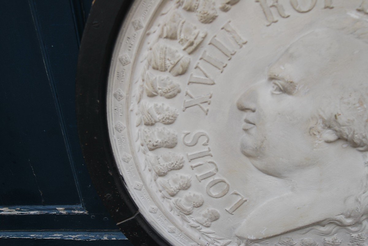 Grand Médaillon En Plâtre Profil De Louis XVIII  Et Roi De Frances XIX-photo-2