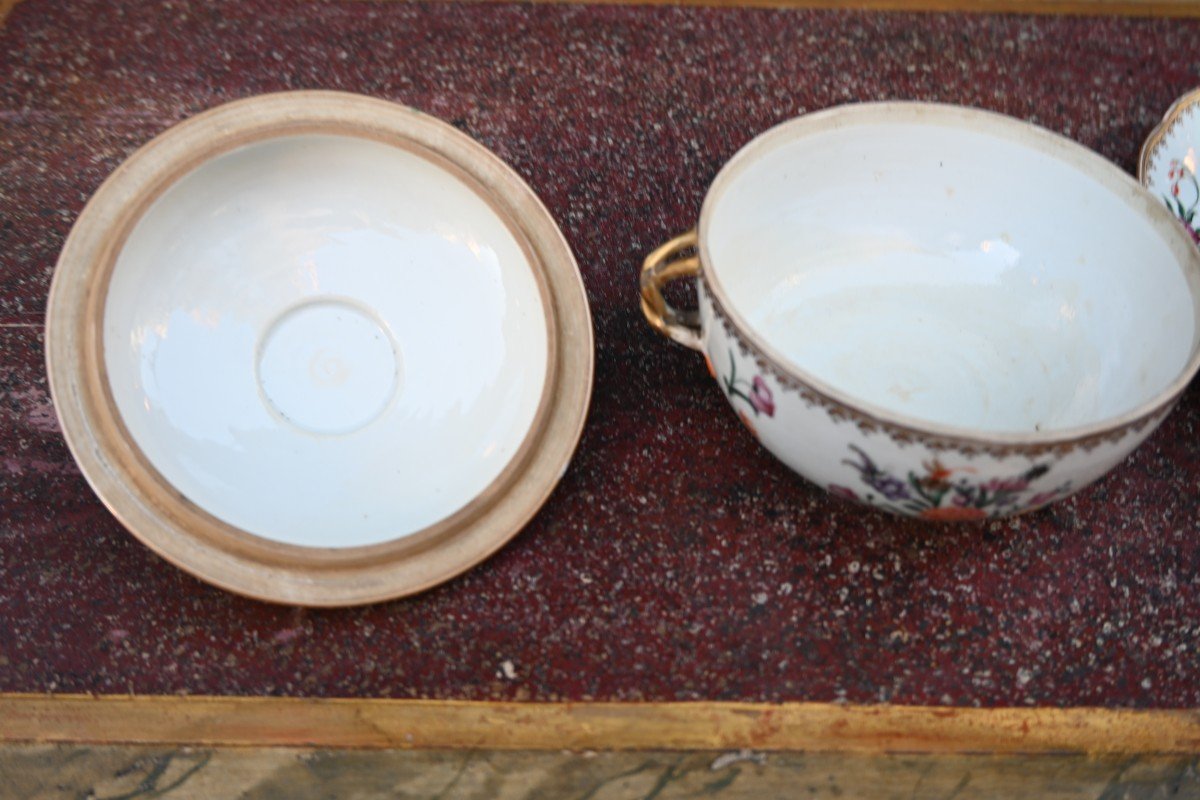 18th Century Chinese Porcelain Broth-photo-6