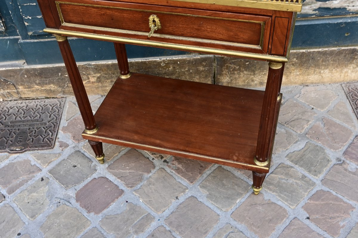 Louis XVI Period Mahogany Coffee Table-photo-4