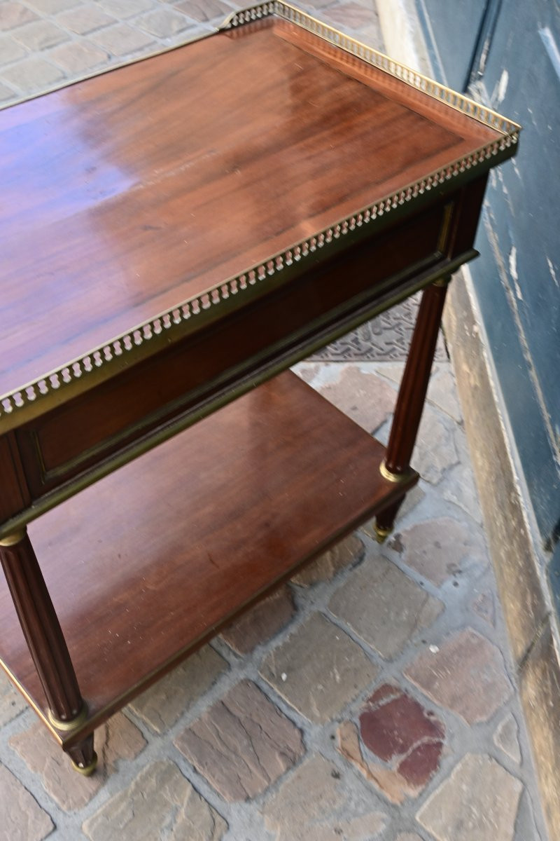 Louis XVI Period Mahogany Coffee Table-photo-6