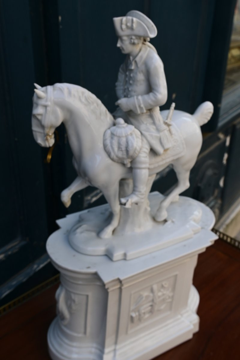 Frederic de Prusse , porcelaine dure de Fûrstenberg  , provenance chateau de Groussay -photo-6