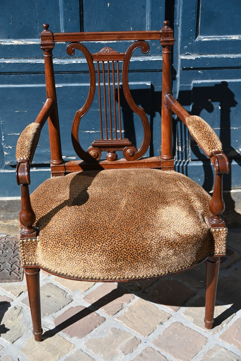 George Jacob , attribué à fauteuil lyre en acajou  fin XVIII-photo-1