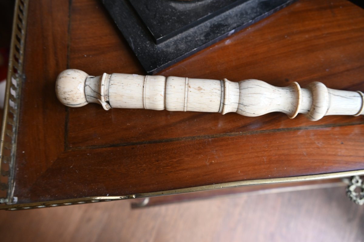 Rare 19th Century Bandmaster's Baton In Bone And/or Ivory -photo-1