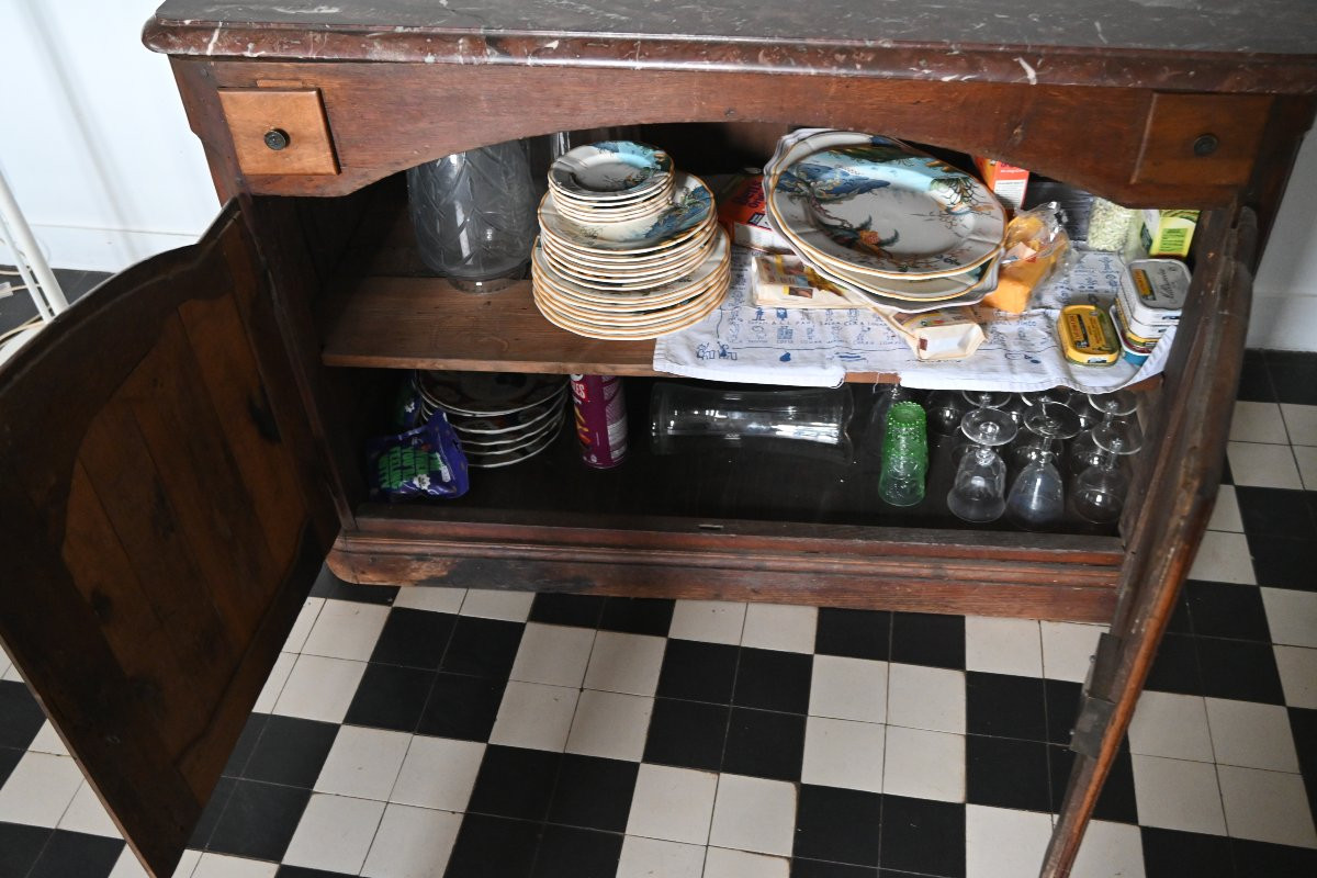 Buffet de chasse en chêne , travail du XVIII-photo-7