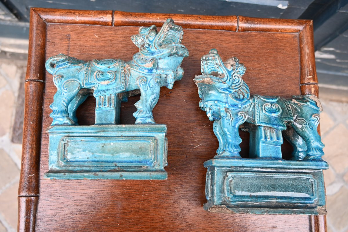 Pair Of Fô Dogs, In Glazed Stoneware, Ming Period -photo-5
