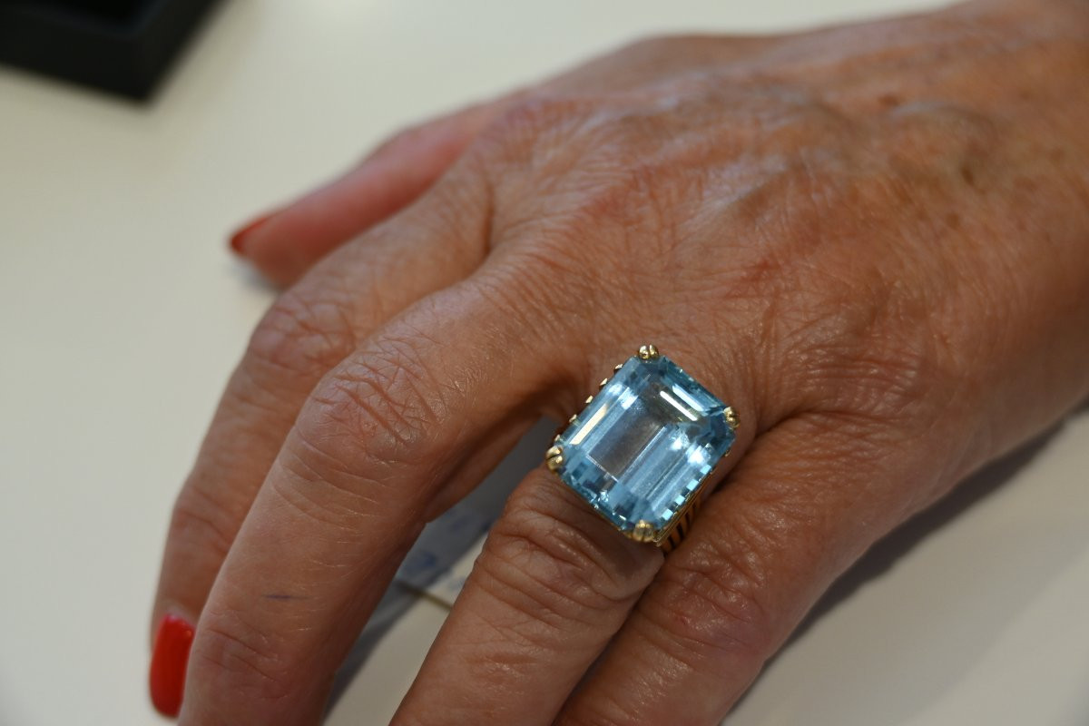 Ring With Large Emerald-cut Aquamarine-photo-2