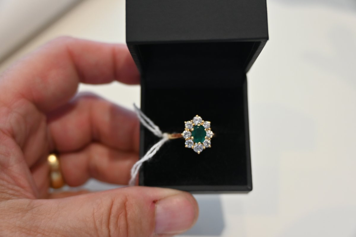 Ring, Gold, Emerald And Diamonds-photo-3