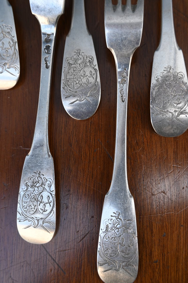 Suite Of 6 18th Century Coat Of Arms Cutlery -photo-4