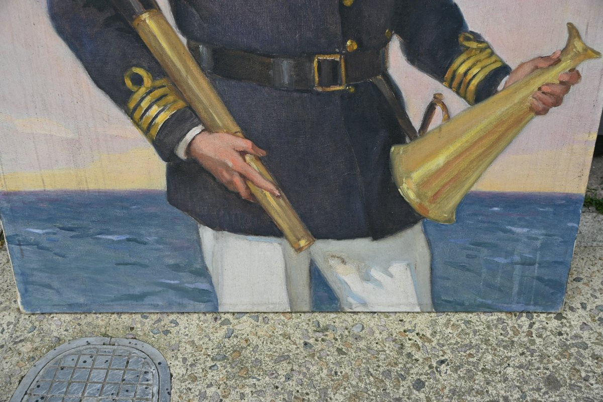 Large And Original Portrait Of A Liner Captain-photo-3