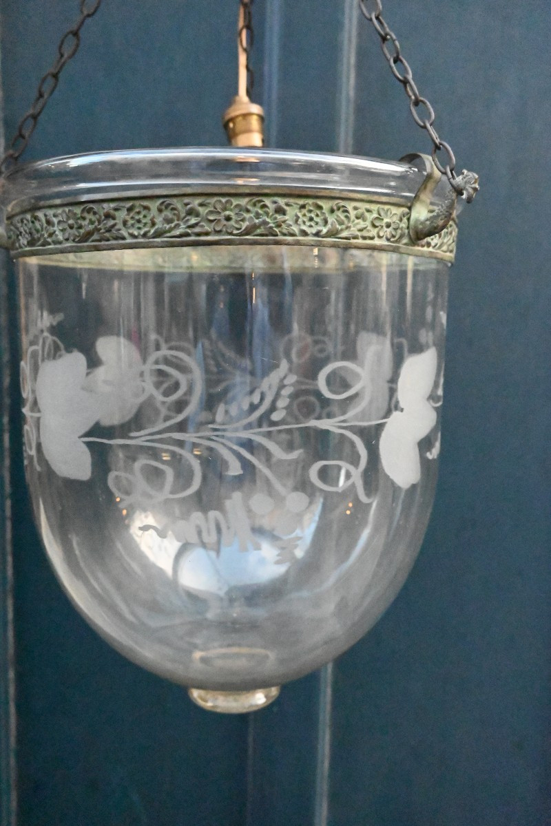 Lanterne cloche en verre soufflé d époque XIX , néoclassique