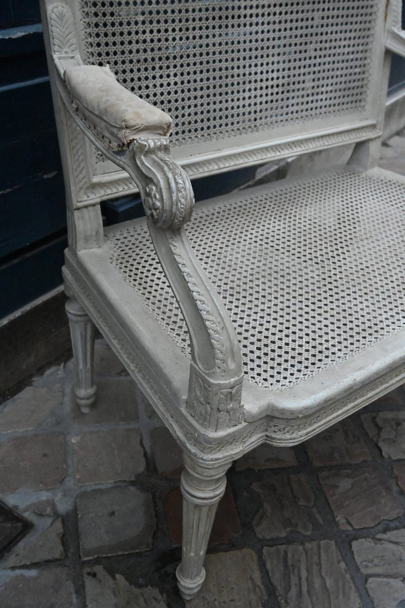   Petit canapé canné laqué gris perle Louis XVI-photo-3