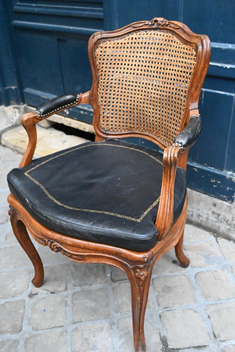 Fauteuil de bureau d époque Louis XV estampillé  
