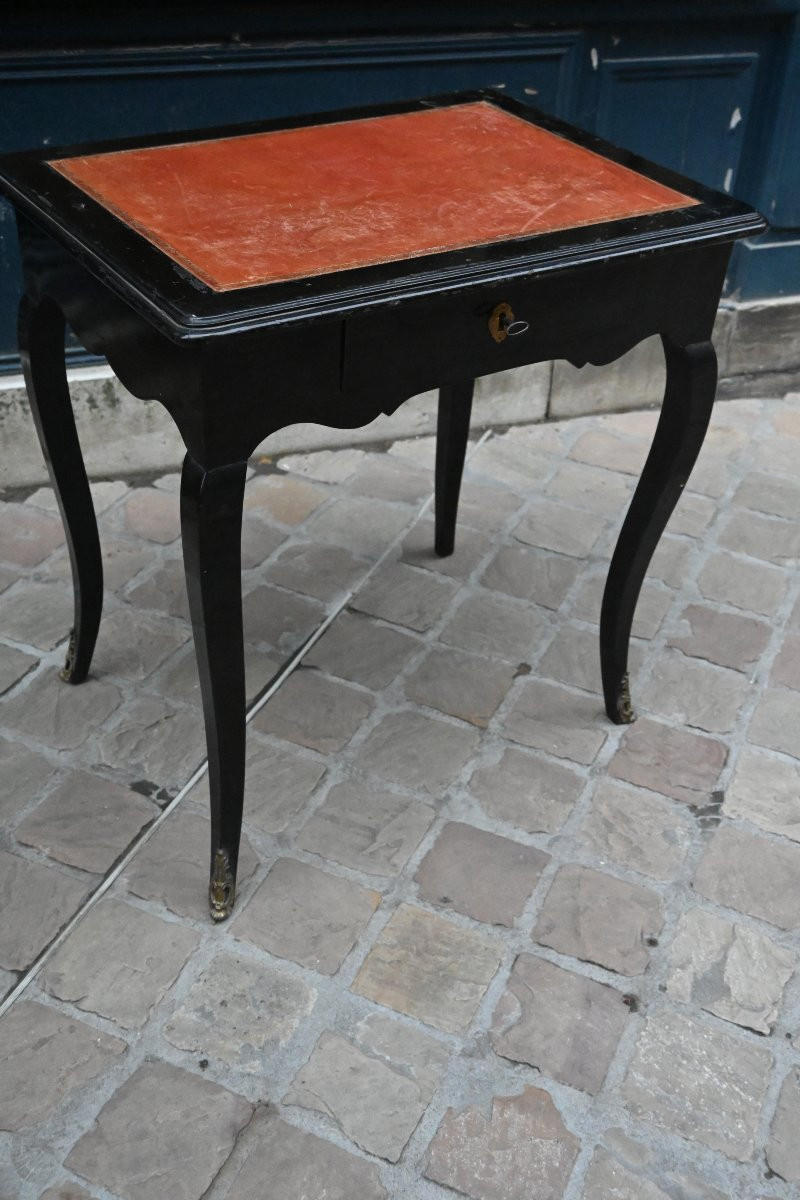 Table de mileu ou bureau d époque Louis XV , en bois relaqué noir-photo-2