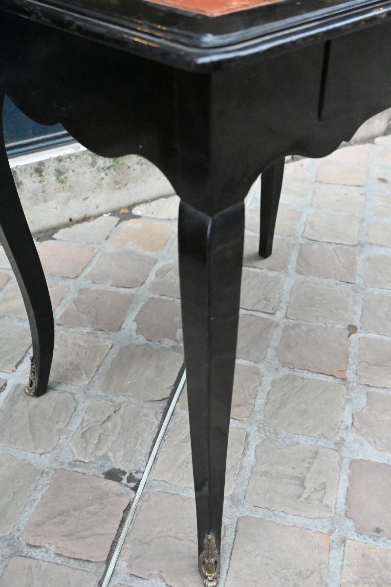 Table de mileu ou bureau d époque Louis XV , en bois relaqué noir-photo-4