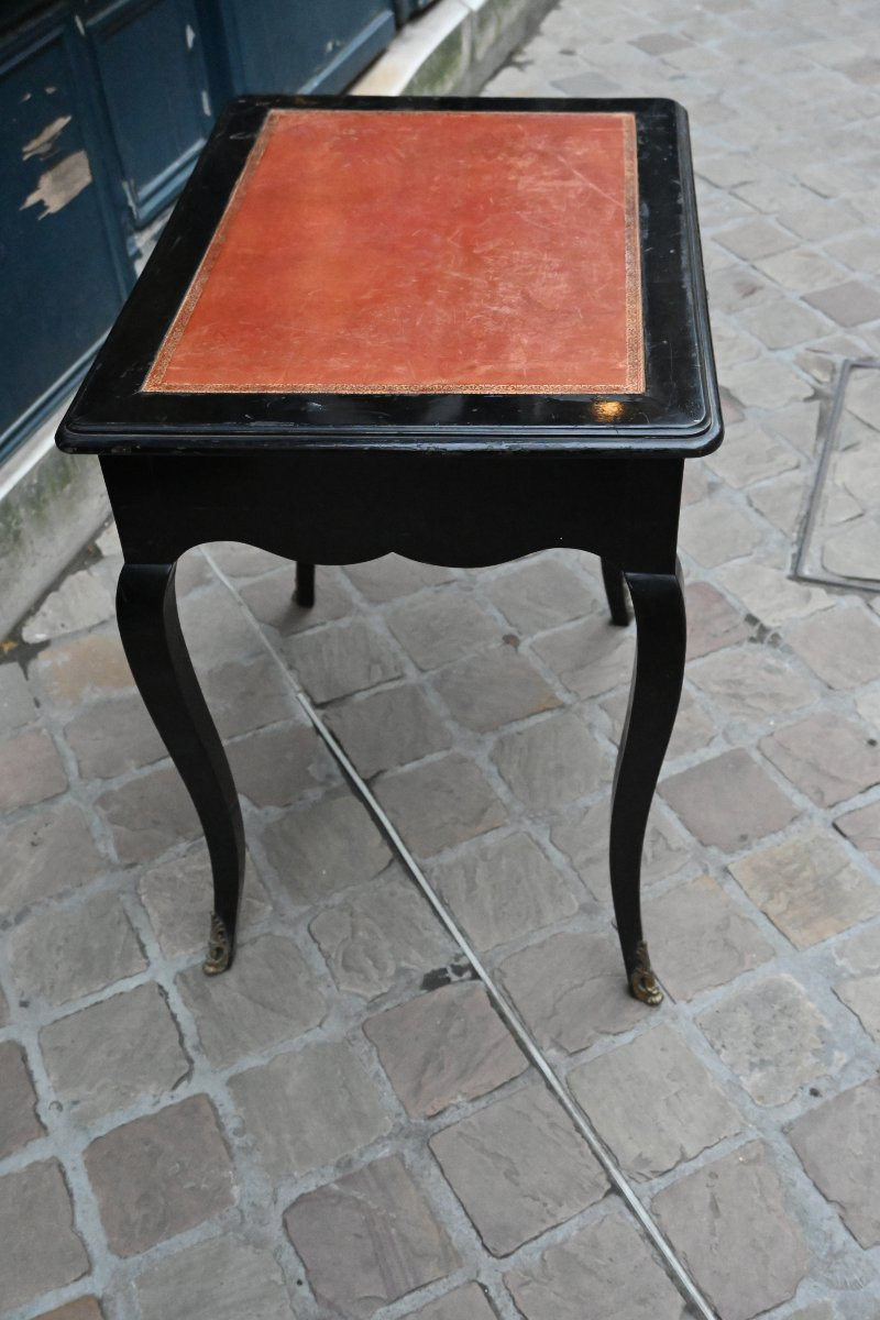 Table de mileu ou bureau d époque Louis XV , en bois relaqué noir-photo-1