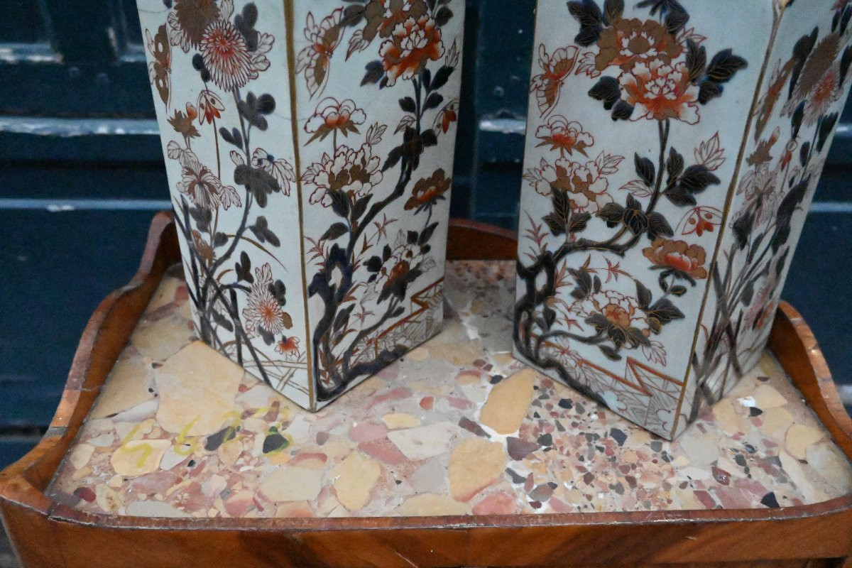 Deux grands vases Imari de forme quadrangulaire XVIII-photo-2