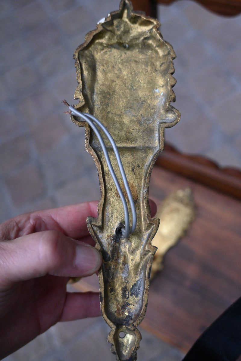 Pair Of Louis XVI Gilt Bronze Wall Lights With One Light Arm-photo-3