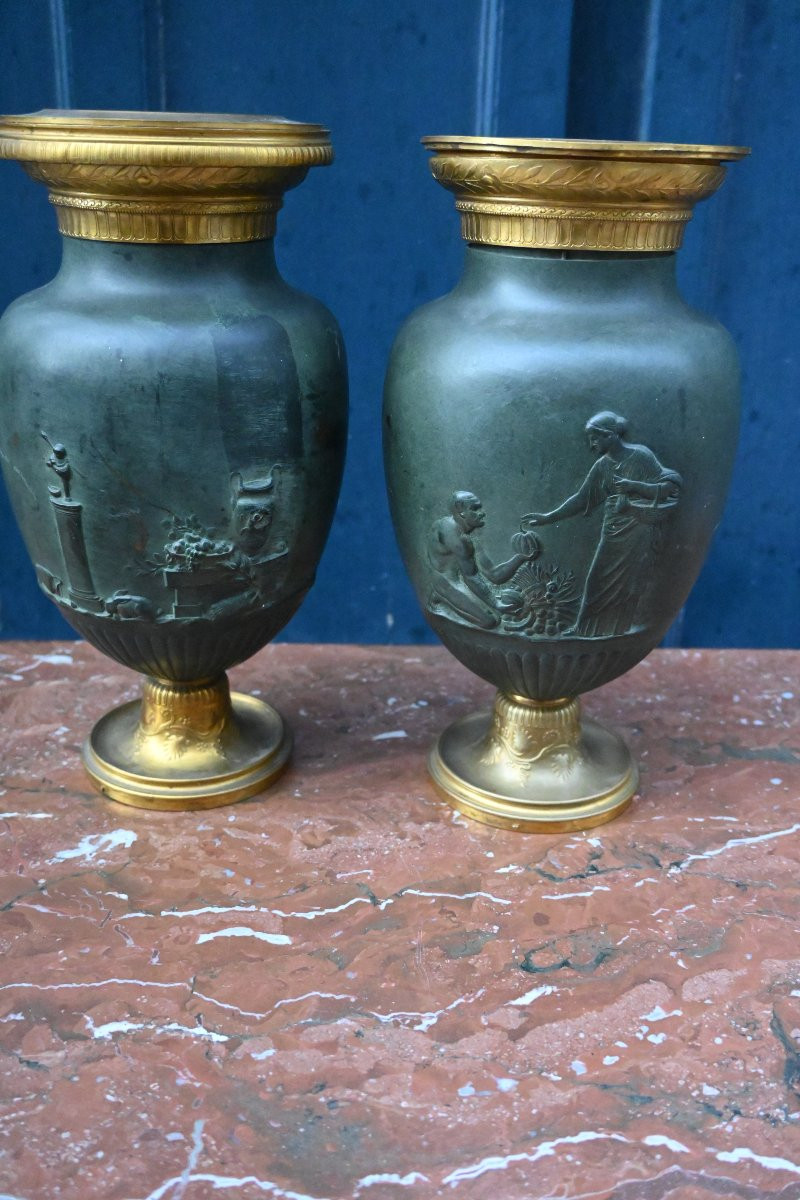 Paire de vases à l Antique en bronze de style Empire-photo-2