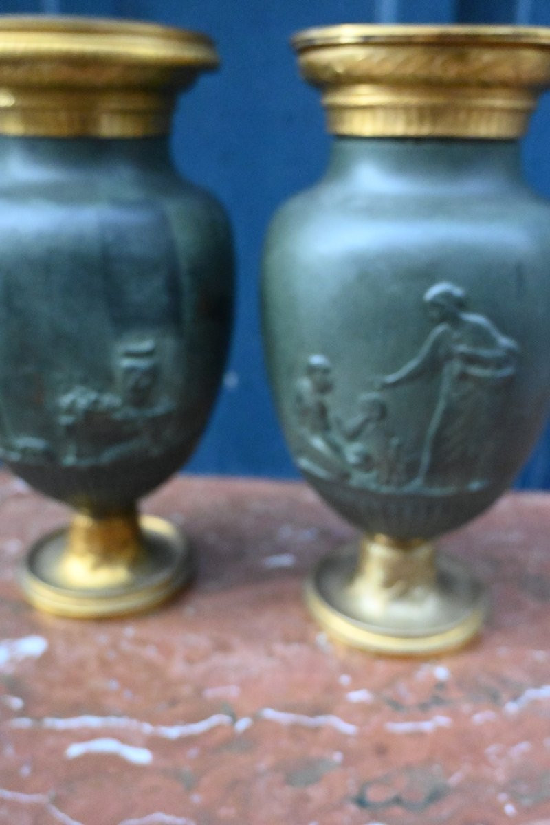 Paire de vases à l Antique en bronze de style Empire-photo-3