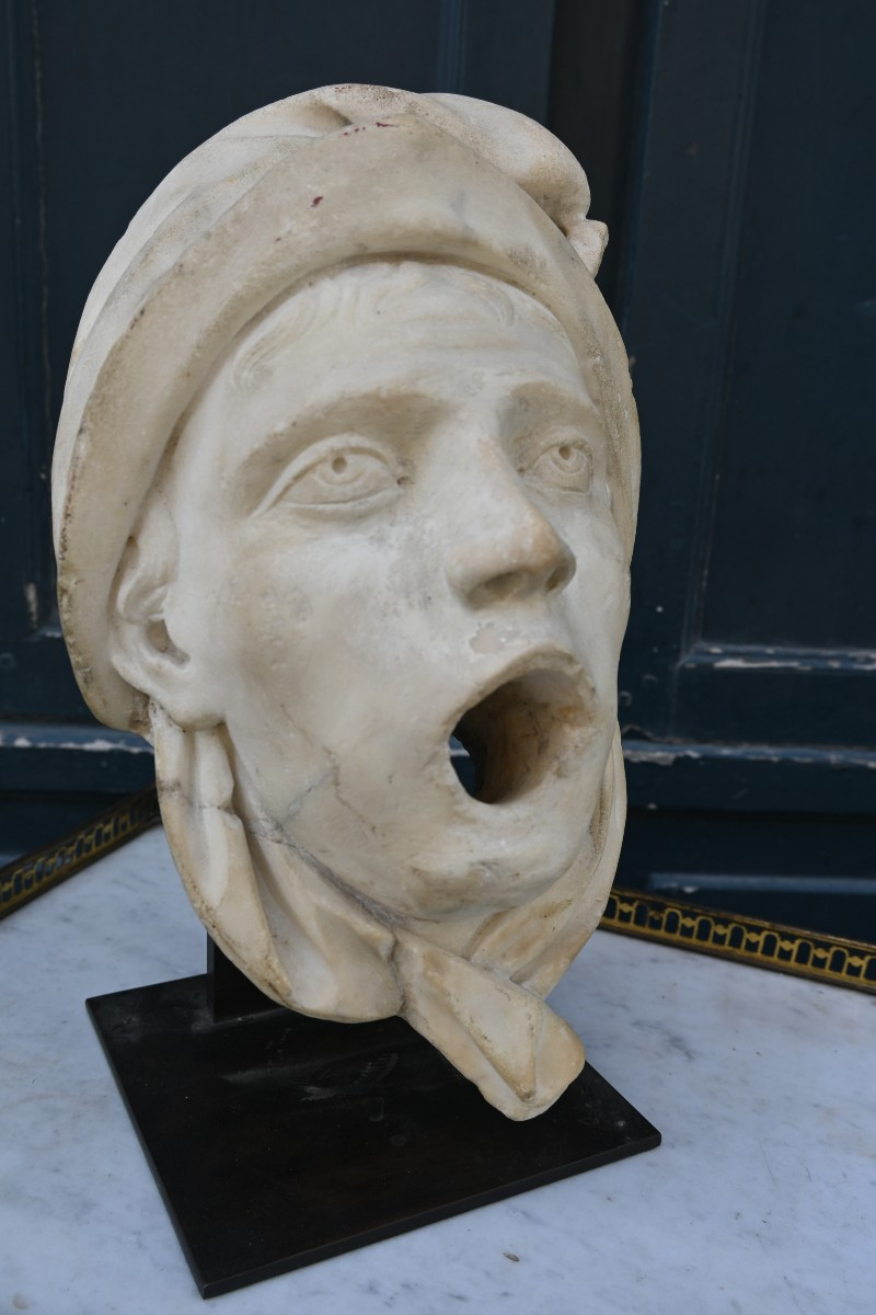 Masque de fontaine en marbre Italie XVIII