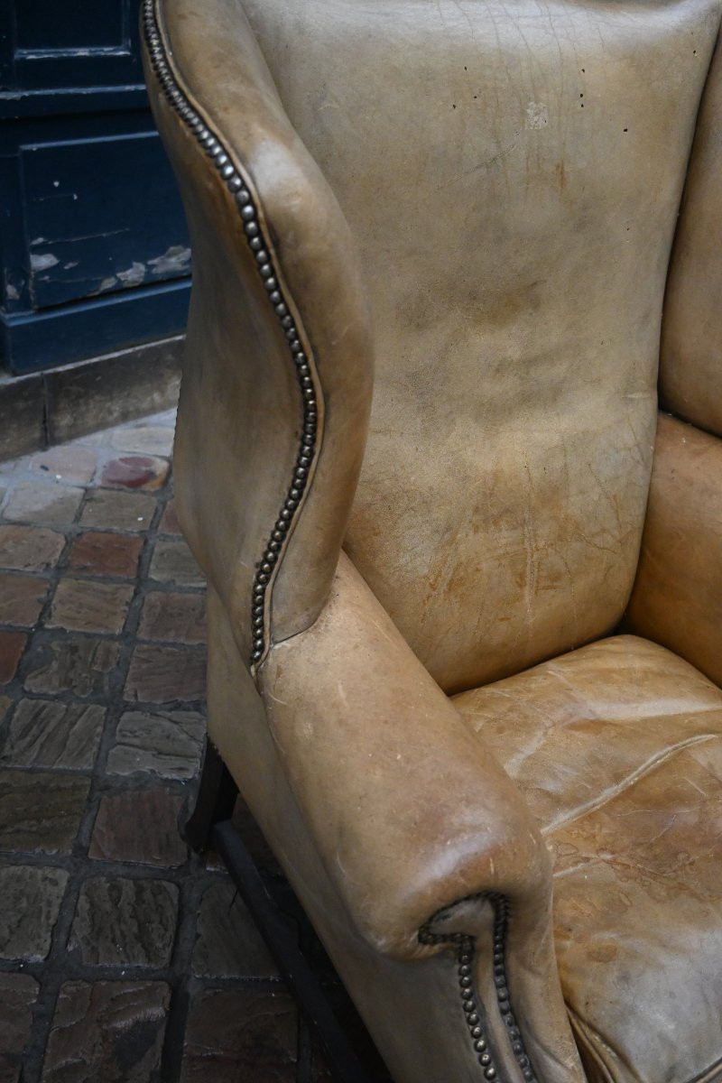 Fauteuil à oreilles en cuir gold , d époque George III-photo-1