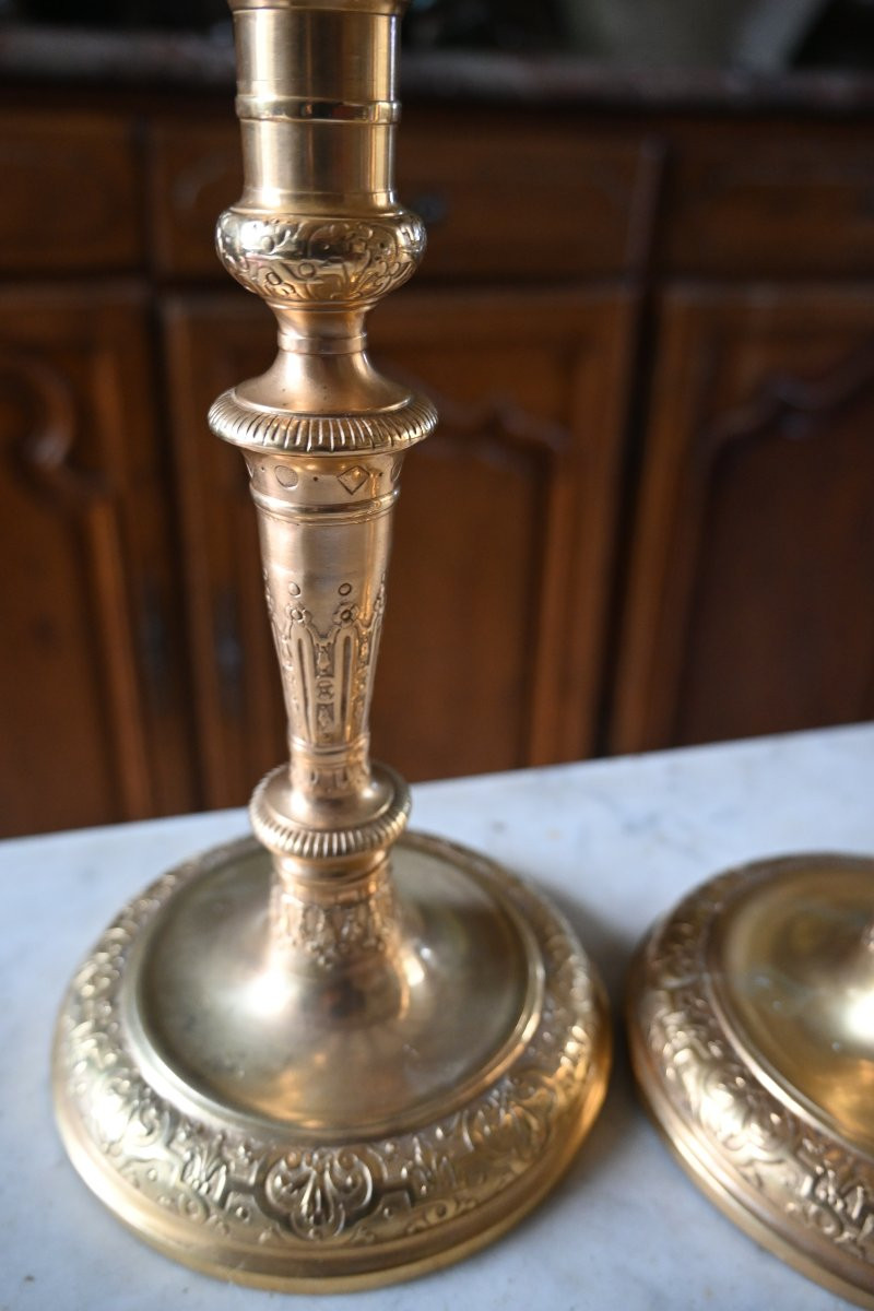 Beautiful Pair Of Louis XIV Period Candlesticks In Gilded Bronze -photo-4