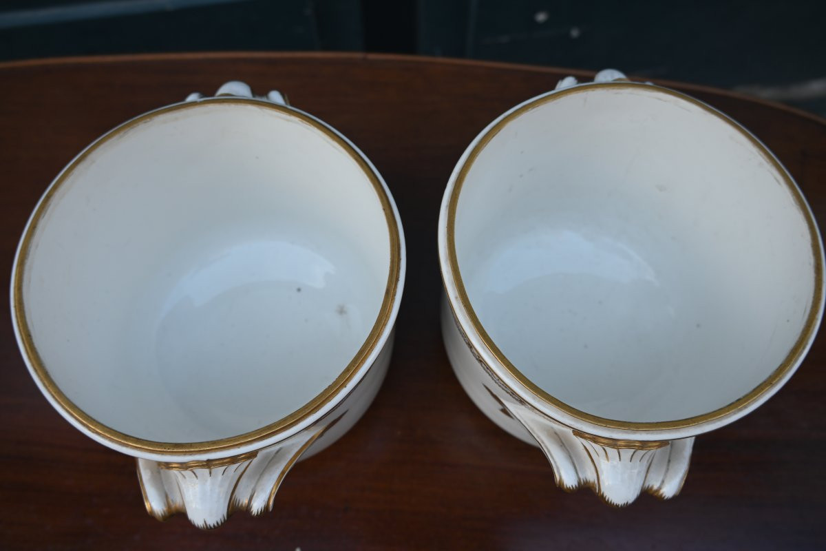 Sèvres , genre de , paire de cache pots en porcelaine-photo-3