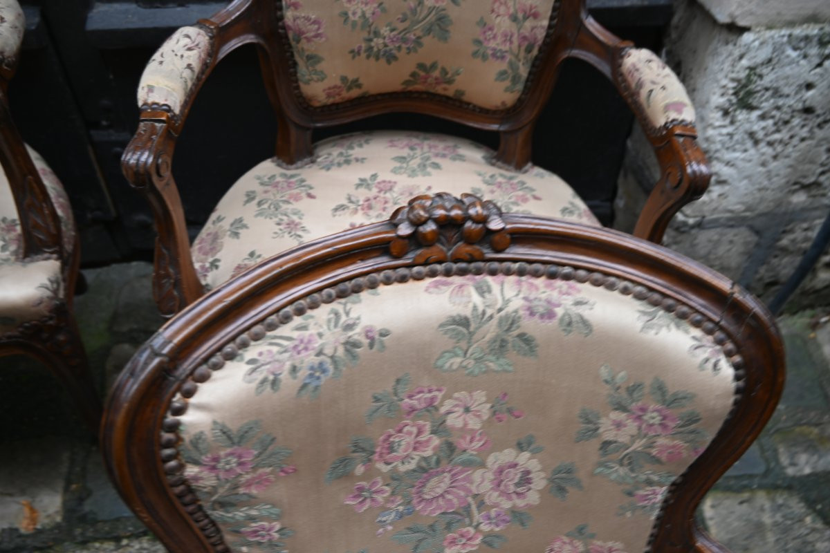 Suite de 4 cabriolets noyer estampillés de Pautex -photo-2