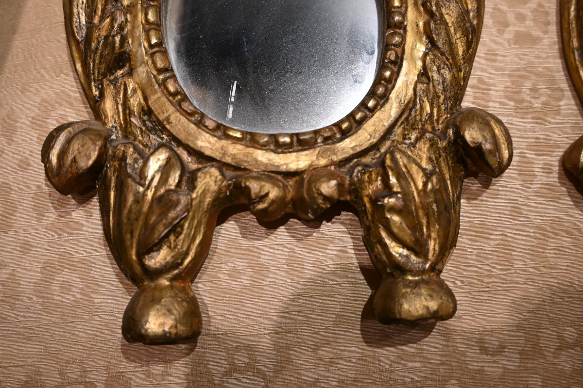 Paire de petits miroirs en bois sculpté et doré Provence XVIII-photo-2