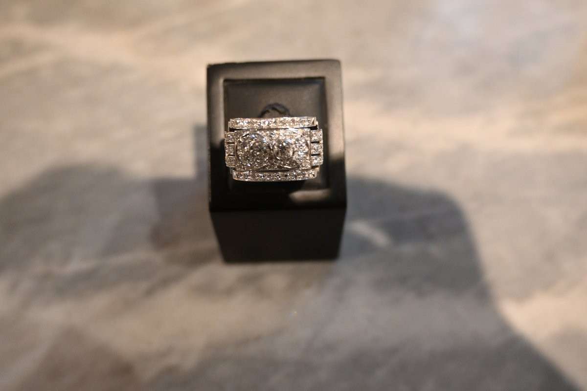 Elégante bague en or blanc et diamants vers 1940-photo-2