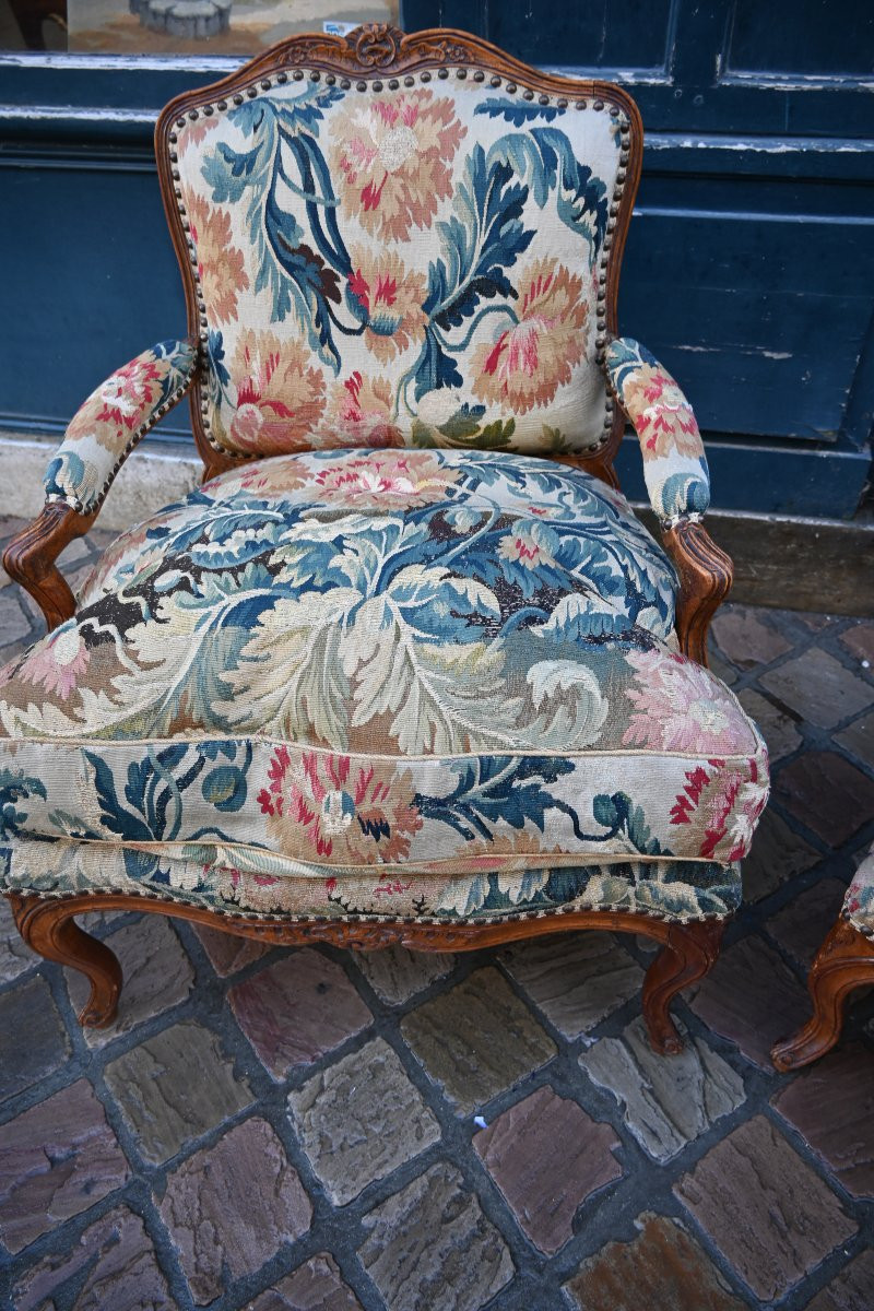 Pair Of Beautiful Queen Anne Armchairs Upholstered In 18th-century Pointillist Tapestries-photo-2