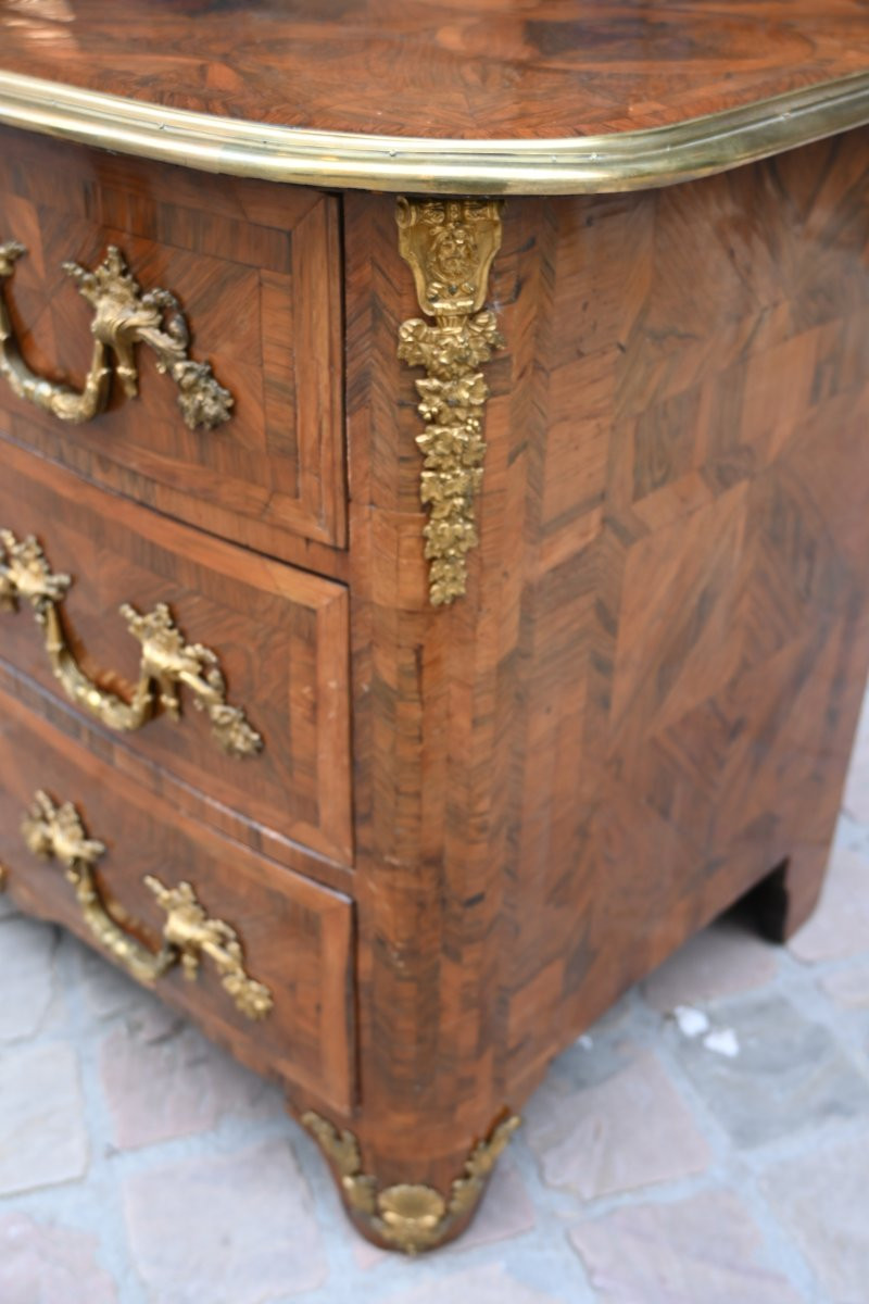 Louis XIV Period Chest Of Drawers, Early 18th-century Wooden Top-photo-3