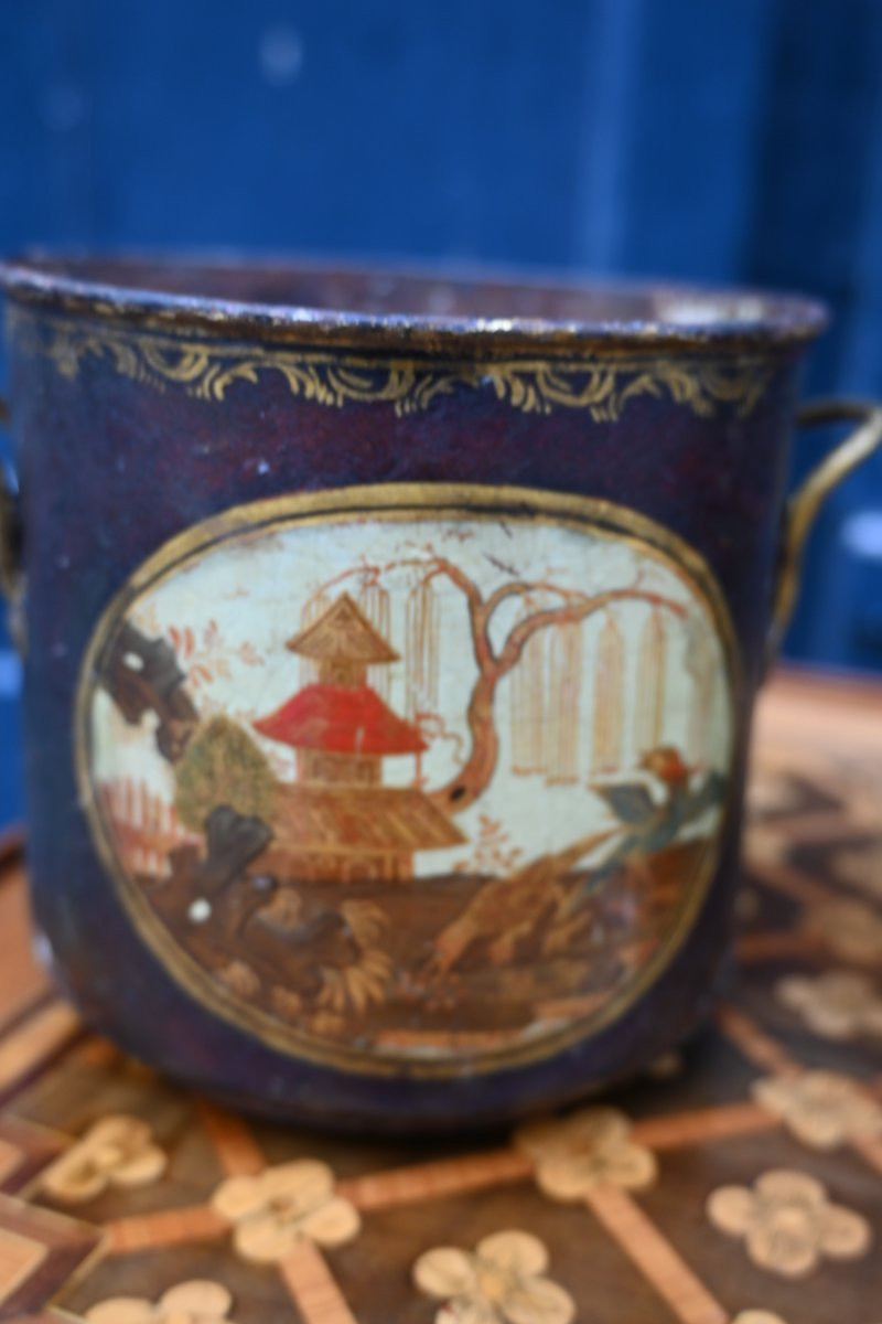 Paire de cache-pot à deux anses en tôle peinte du XVIII-photo-2