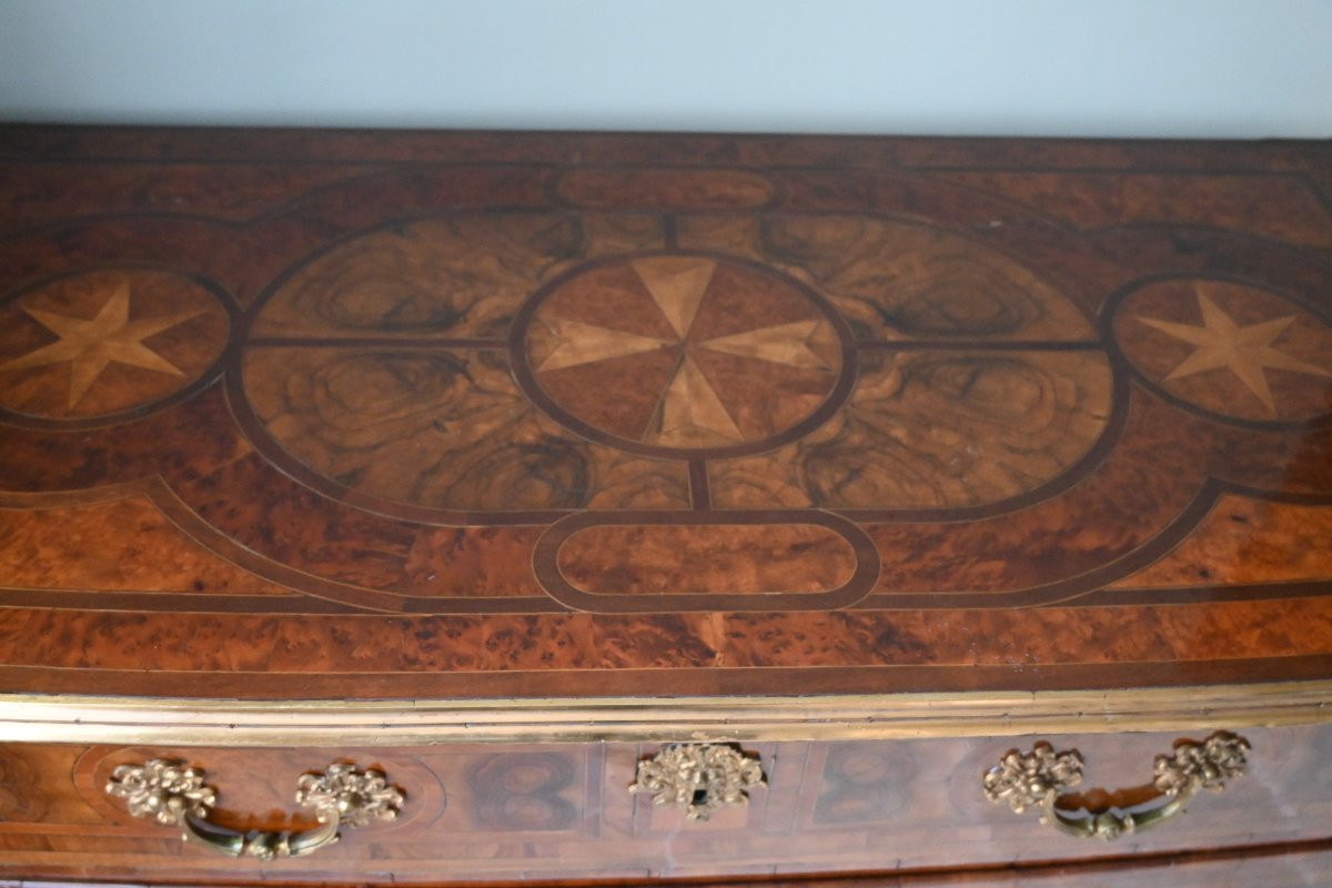 Louis XIV Period Veneered Wood Chest Of Drawers From The Early 18th Century. Axe -photo-2