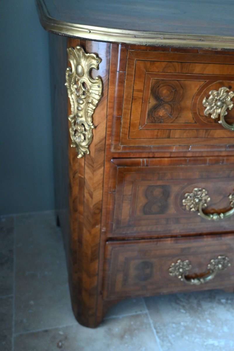 Louis XIV Period Veneered Wood Chest Of Drawers From The Early 18th Century. Axe -photo-1