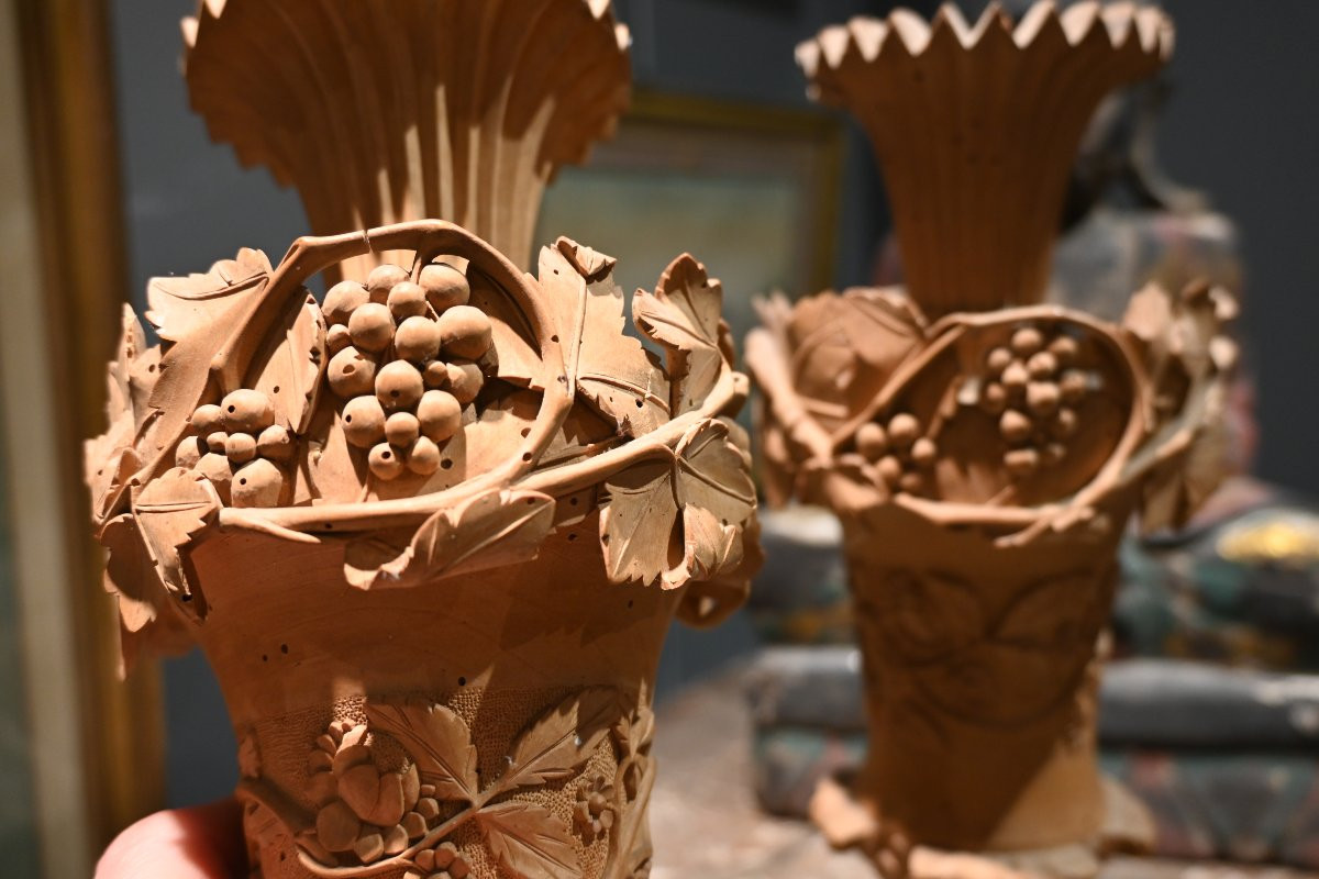Pair Of Finely Carved Wooden Vases, 19th Century-photo-4