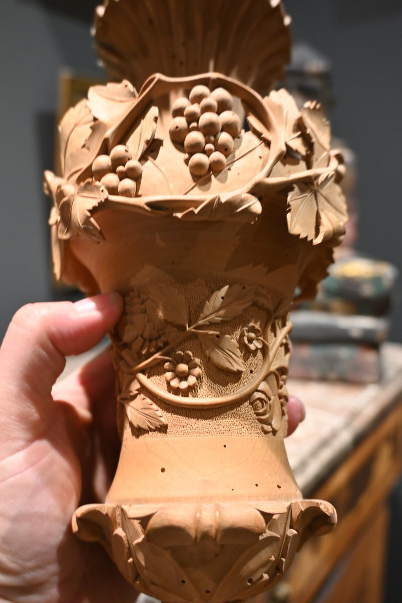 Pair Of Finely Carved Wooden Vases, 19th Century-photo-5