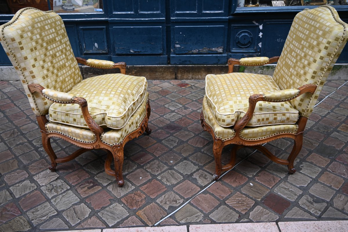 Paire de grands fauteuils à dossier plat de style Regence-photo-7