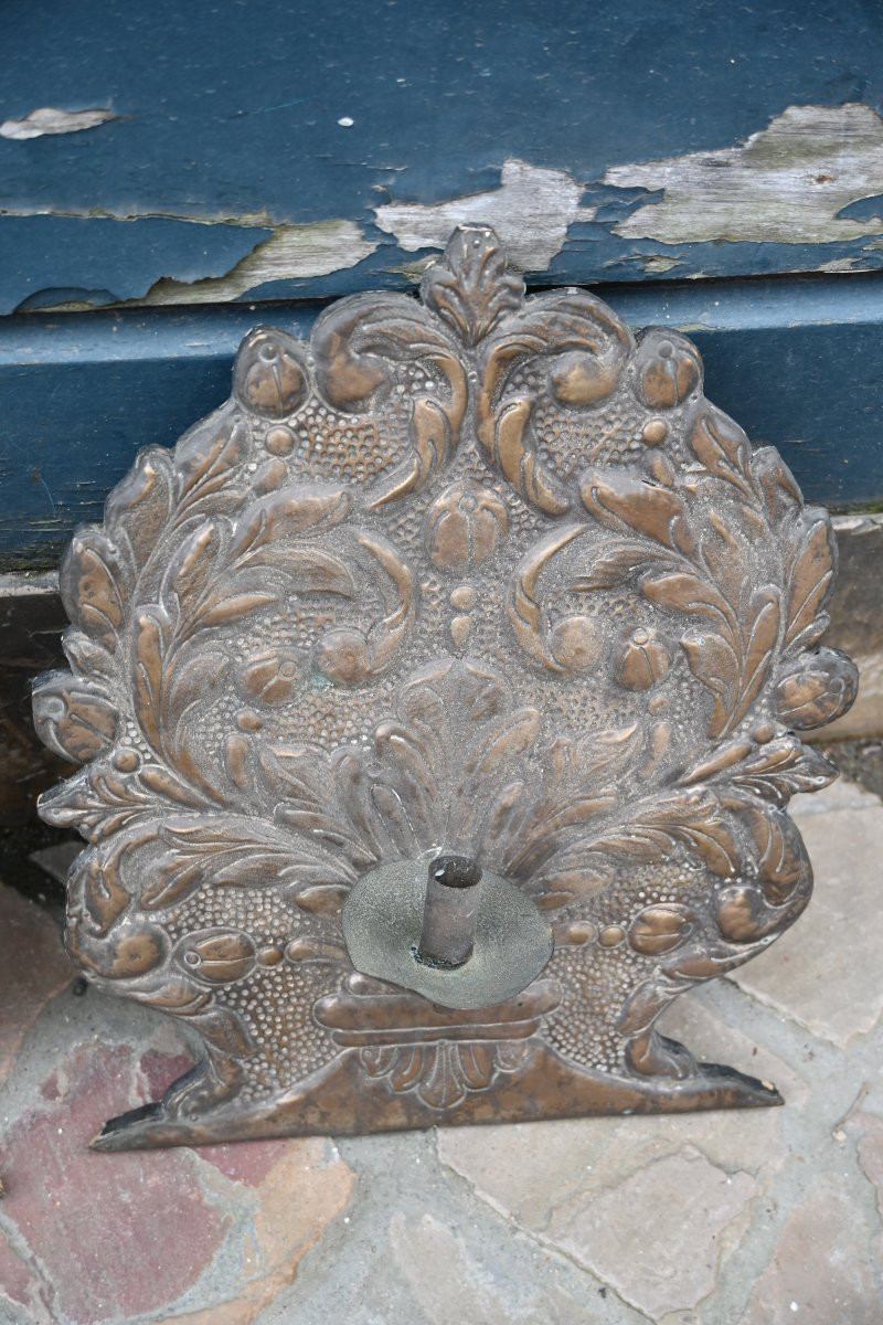 Pair Of Repoussé Metal Wall Sconces In The 17th-century Style-photo-4
