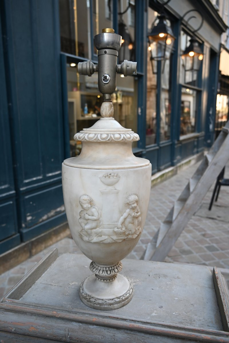 Marble Vase With Putti, 19th Century-photo-1