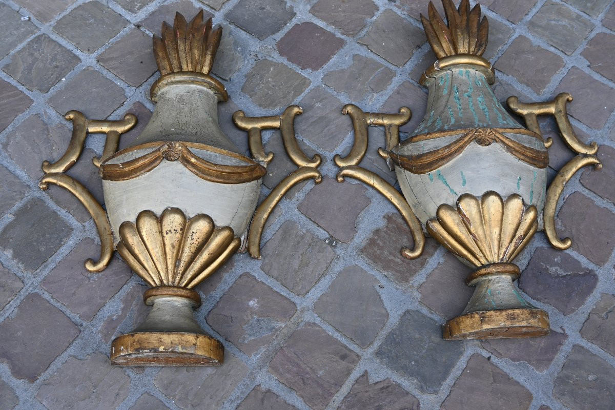Pair Of Large Giltwood Half-urns, Italy, Late 18th Century-photo-2